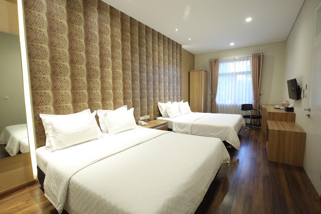 Dago 207 Hotel Bandung Buitenkant foto